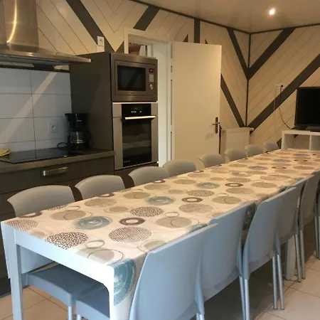 Village De Cromenach אתר קמפינג Ambon